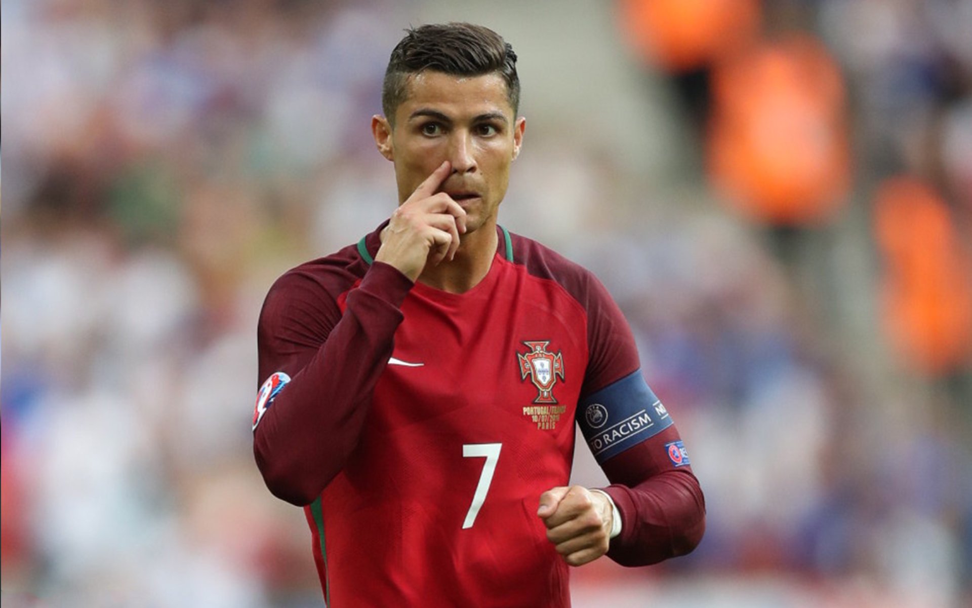 KAIYUNAPP-C罗的传奇旅程：在沙特联赛的百球里程碑背后，c罗沙滩踢球